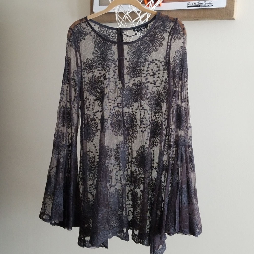 Super Cute Boutique Embroidered Top.